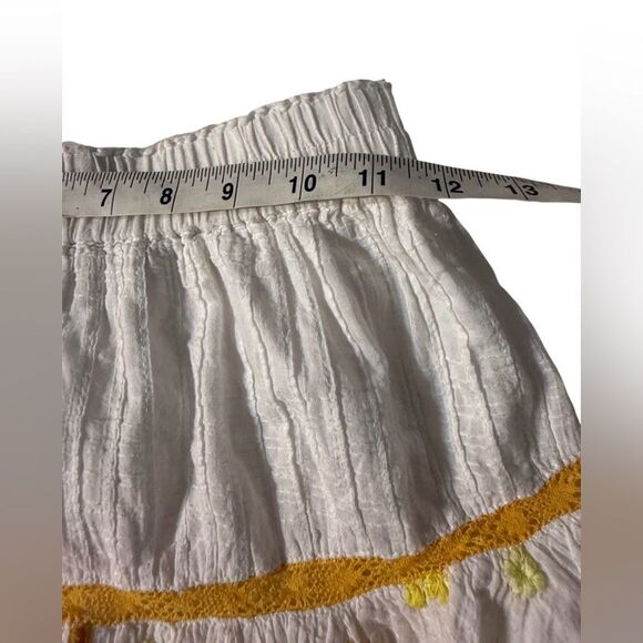 Like new LOVESHACKFANCY Jennings mini skirt in Antique white size small - Picture 7 of 7